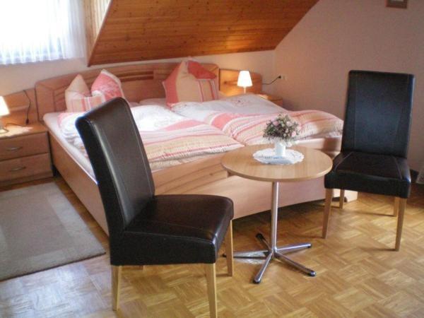 Mosel-Gastehaus Kirch Hotel Ernst Quarto foto